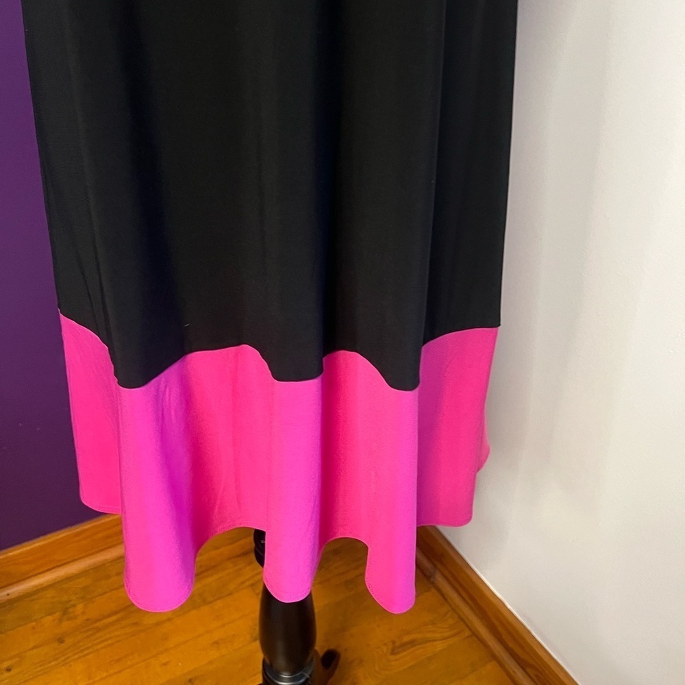 Tiana B Sleeveless Black Dress - Picture 3 of 7